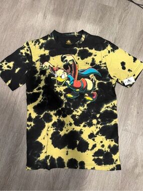 Disney Tie-Dye Duck Superhero Tee - Yellow & Black